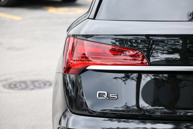 Certified 2023 Audi Q5 2.0T Premium w/ Convenience Package AWD/4WD image 37