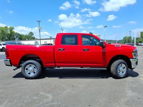 New 2026 RAM 2500 Tradesman AWD/4WD image 2
