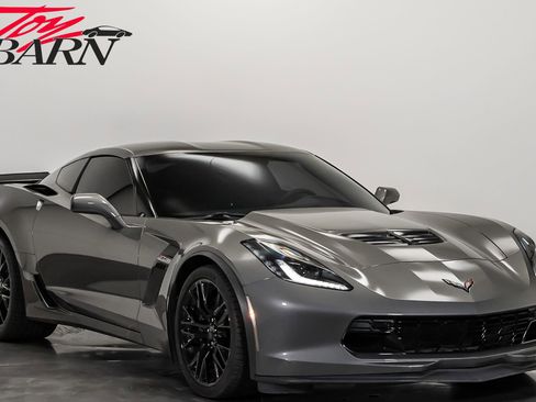 Used 2016 Chevrolet Corvette Z06 w/ 3LZ Preferred Equipment Group image 15
