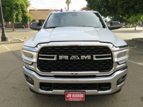 New 2022 RAM 3500 SLT w/ Quick Order Package 2YG SLT image 7