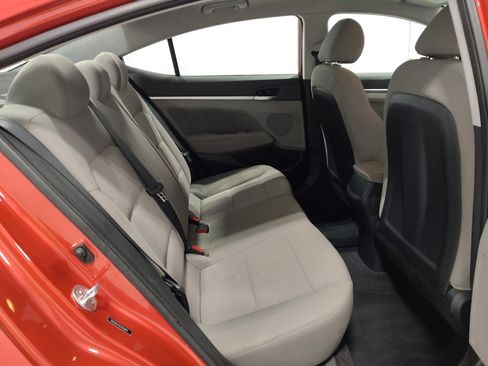 Used 2020 Hyundai Elantra SEL FWD image 19