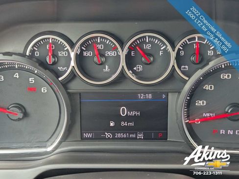 Used 2022 Chevrolet Silverado 1500 LTZ AWD/4WD image 25