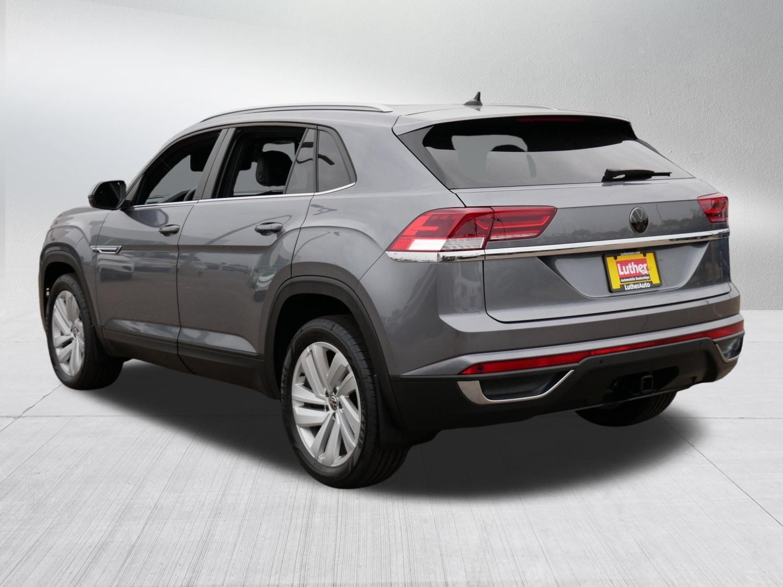 Certified 2021 Volkswagen Atlas Cross Sport SE AWD/4WD image 5