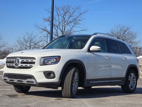 Certified 2023 Mercedes-Benz GLB 250 4MATIC image 13