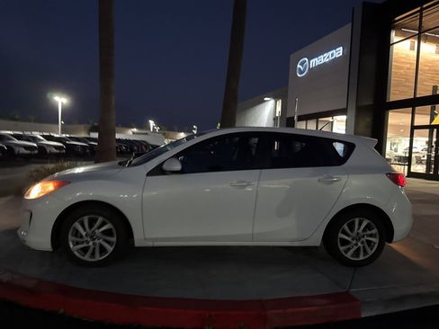 Used 2013 MAZDA MAZDA3 i Touring w/ Preferred Equipment Pkg image 6