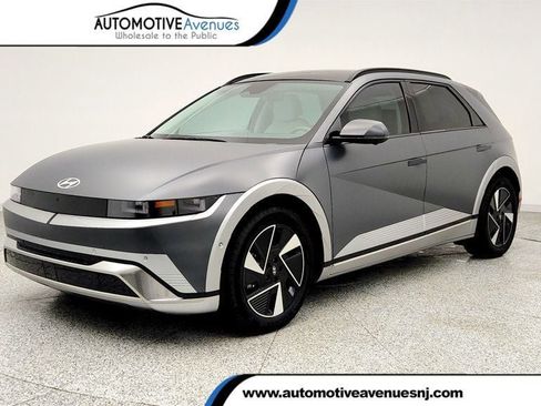 Used 2025 Hyundai Ioniq 5 Limited image 1