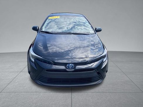 Used 2023 Toyota Corolla LE w/ LE Convenience Package FWD image 19