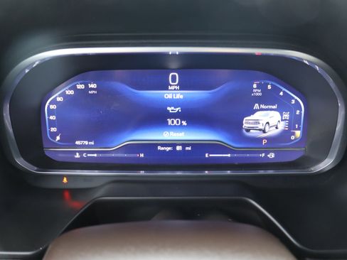 Used 2023 Chevrolet Suburban Z71 w/ Z71 Off-Road Package image 26