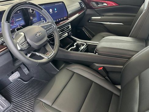 New 2026 Chevrolet Traverse Z71 w/ Enhanced Driving Package AWD/4WD image 10