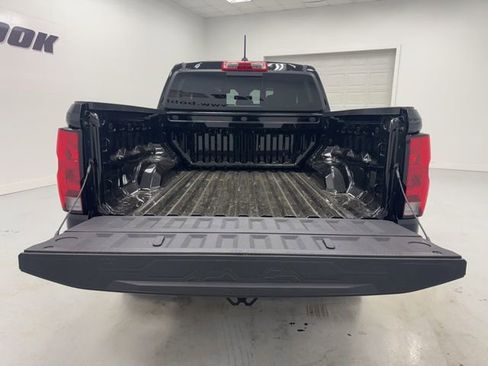 New 2026 Chevrolet Colorado W/T w/ WT Custom Package RWD image 25