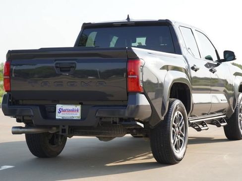 Used 2026 Toyota Tacoma TRD Sport RWD image 9