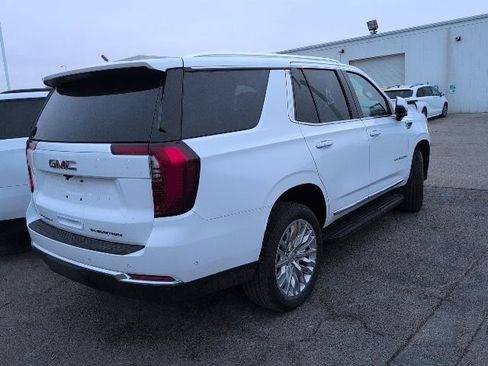 Used 2026 GMC Yukon Elevation image 2