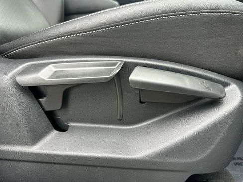 Certified 2021 Volkswagen Atlas SE image 30