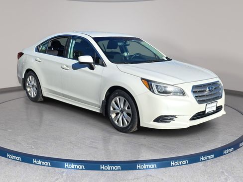 Used 2017 Subaru Legacy 2.5i Premium image 4