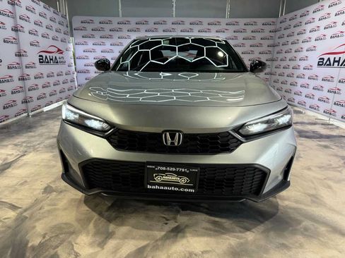 Used 2025 Honda Civic Sport image 3