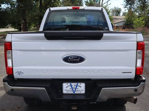 Used 2019 Ford F250 XL w/ Power Equipment Group AWD/4WD image 6