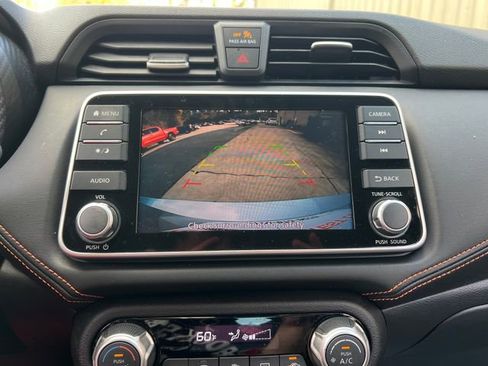 Used 2022 Nissan Versa SR image 23