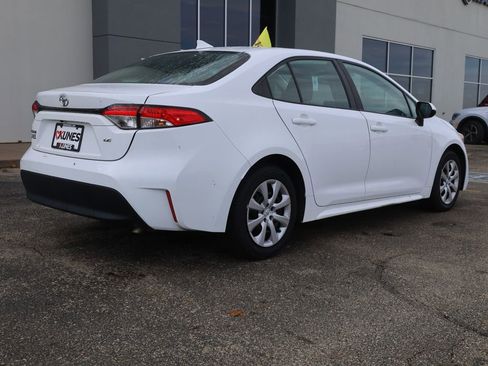 Used 2024 Toyota Corolla LE image 8