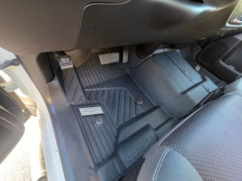 Used 2019 Chevrolet Silverado 1500 LT w/ All Star Edition image 12