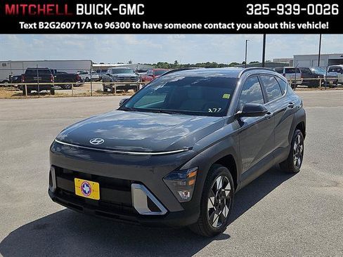 Used 2025 Hyundai Kona SEL AWD/4WD image 1