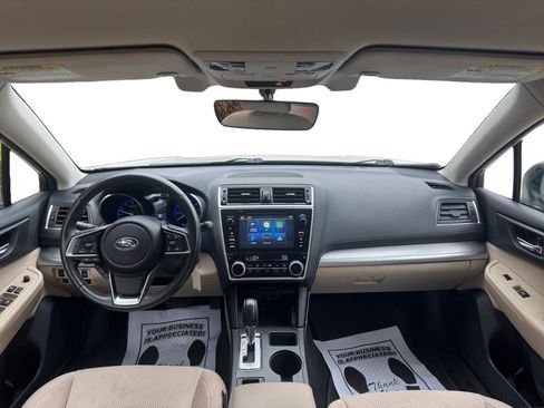 Used 2019 Subaru Outback 2.5i Premium w/ Popular Package #2 AWD/4WD image 7