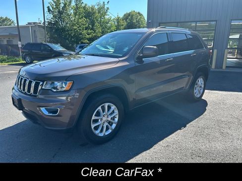 Used 2021 Jeep Grand Cherokee Laredo AWD/4WD image 9