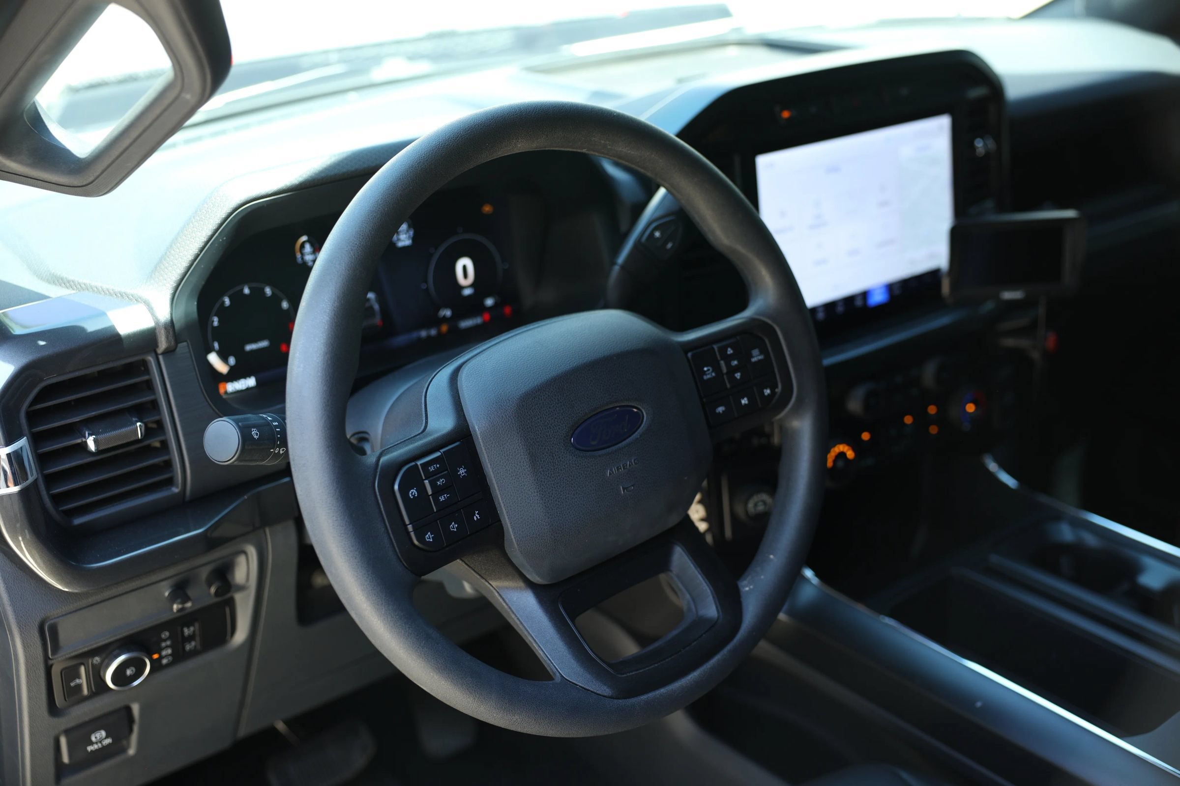 Used 2024 Ford F150 STX w/ Tow/Haul Package RWD image 11