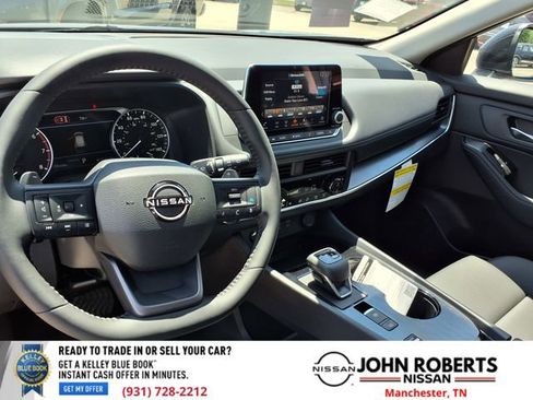 New 2026 Nissan Rogue SV FWD image 4