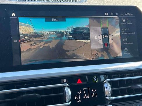 Used 2019 BMW 330i xDrive Sedan w/ Premium Package image 31