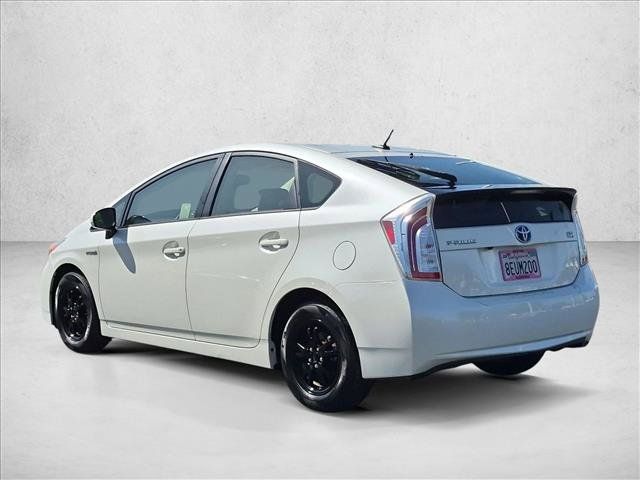 Used 2015 Toyota Prius Four FWD image 8