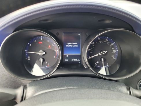 Certified 2022 Toyota C-HR XLE image 24