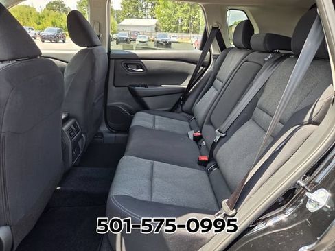 Used 2026 Nissan Rogue SV FWD image 12