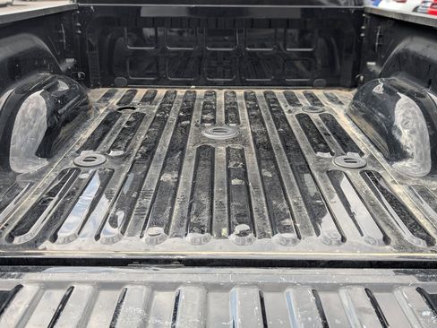 Used 2024 RAM 2500 Big Horn w/ Night Edition image 18