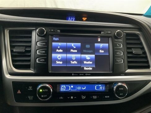 Used 2018 Toyota Highlander Plus image 19