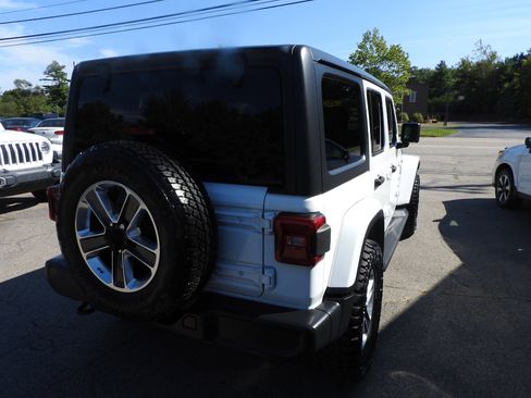 Used 2019 Jeep Wrangler Unlimited Sahara w/ Cold Weather Group image 5
