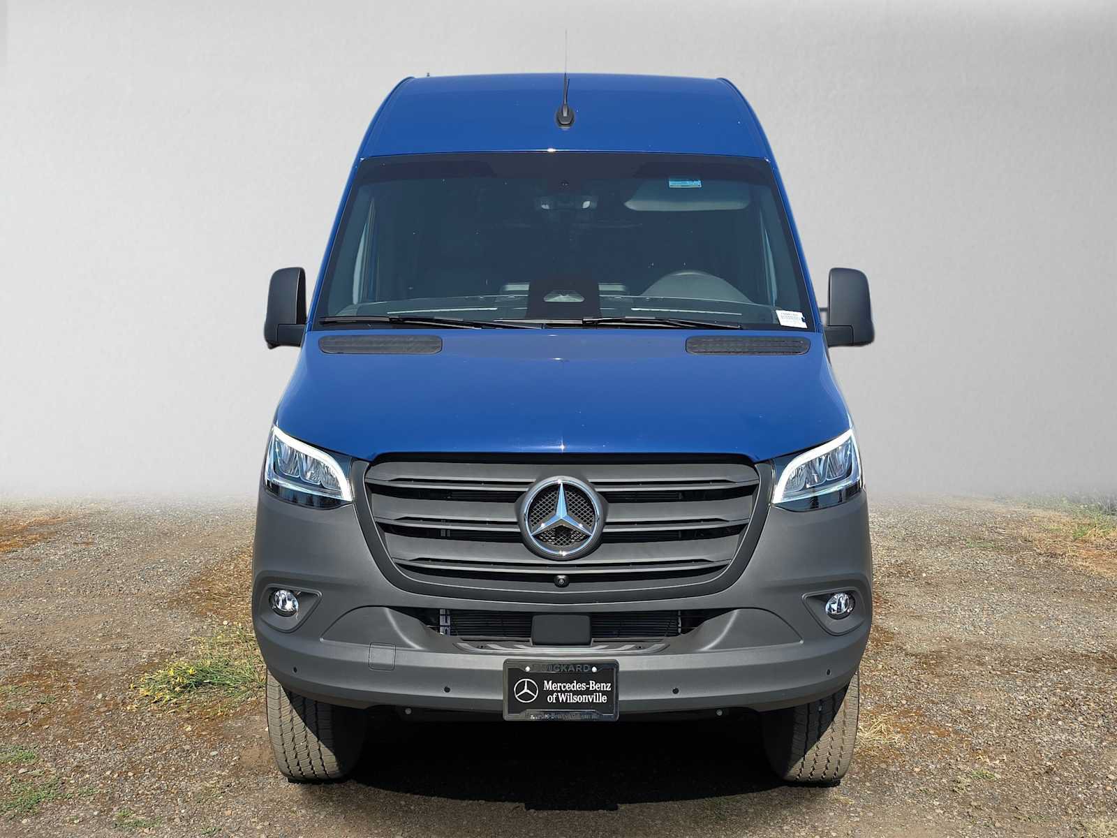 Used 2026 Mercedes-Benz Sprinter 2500 image 8
