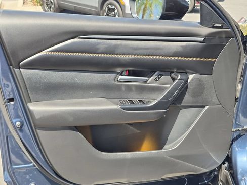 Used 2025 MAZDA CX-50 AWD 2.5 S w/ Premium Plus Pkg image 11