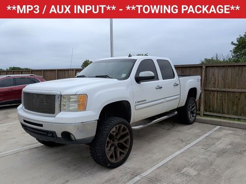 Used 2009 GMC Sierra 1500 SLE w/ Regional Value Package AWD/4WD image 3