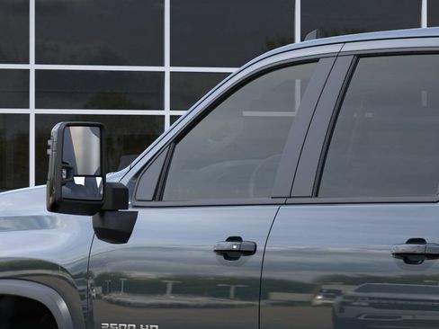 New 2026 Chevrolet Silverado 2500 ZR2 AWD/4WD image 15