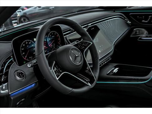 New 2026 Mercedes-Benz E 450 4MATIC Sedan image 12