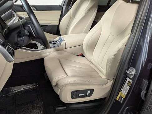 Used 2021 BMW X5 xDrive45e w/ Premium Package image 18