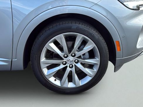 Used 2023 Buick Envision Avenir FWD image 10