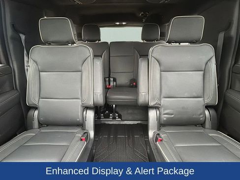 Used 2023 Chevrolet Suburban Premier AWD/4WD image 17