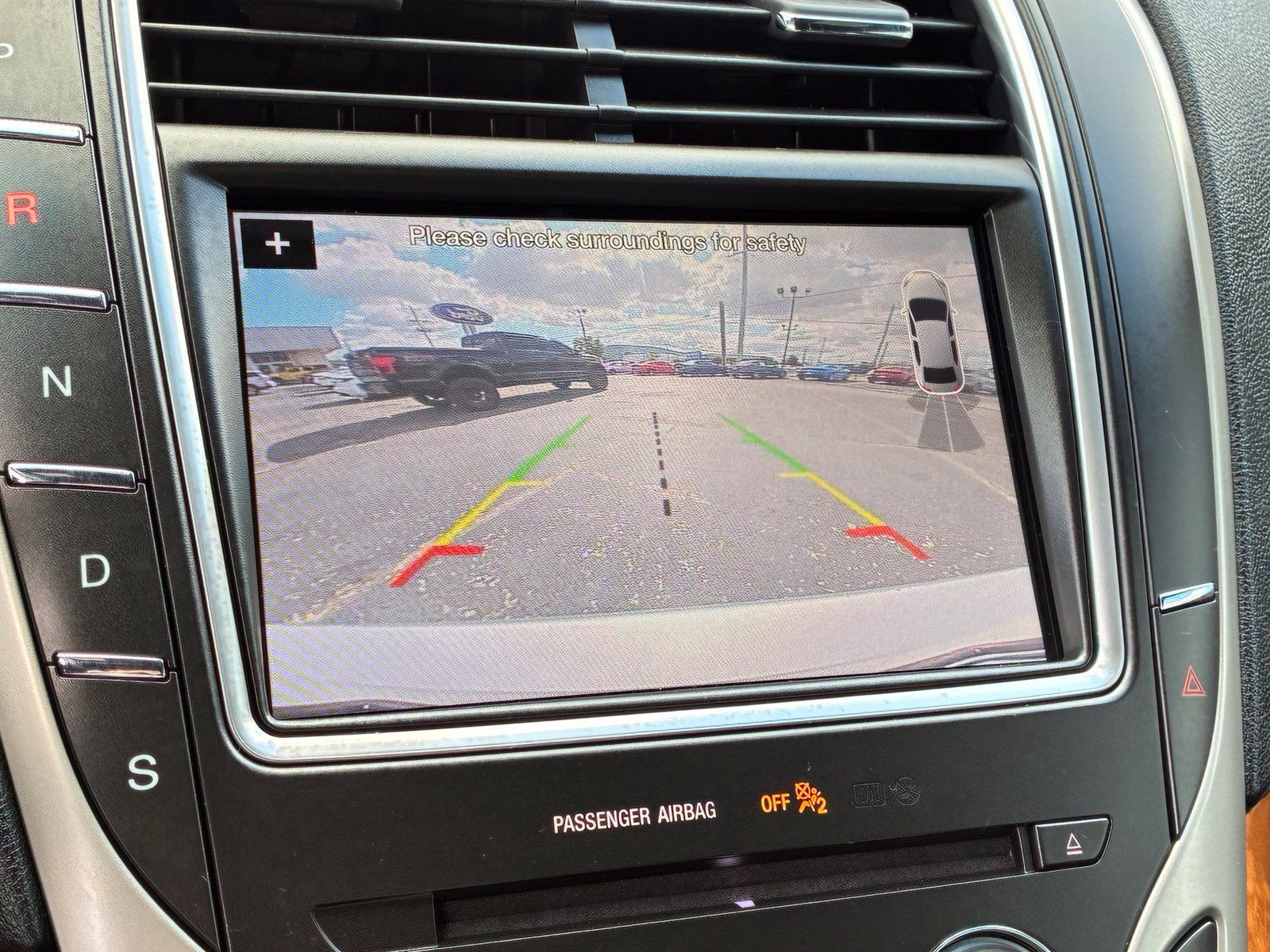 Used 2017 Lincoln MKX Reserve w/ Driver Assistance Package FWD image 21