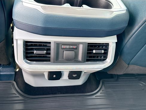 Used 2022 Ford F150 Limited AWD/4WD image 18