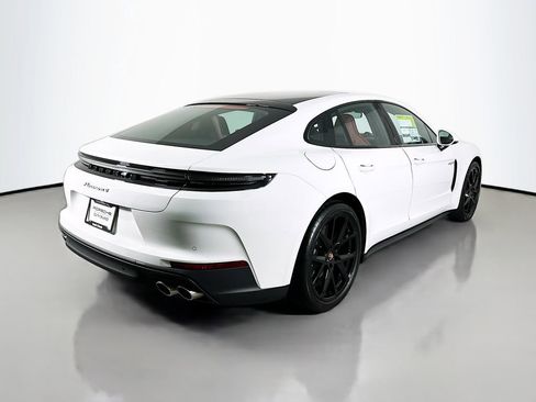 New 2026 Porsche Panamera 4 image 9