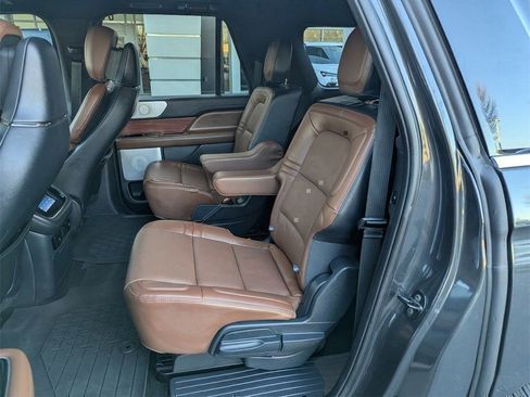 Used 2024 Lincoln Navigator L Reserve image 15