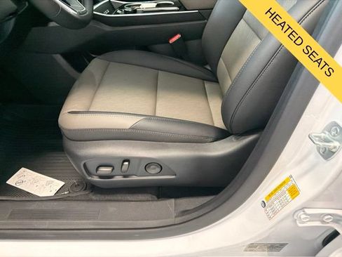 New 2027 Chevrolet Equinox LT w/ Convenience Package II AWD/4WD image 7