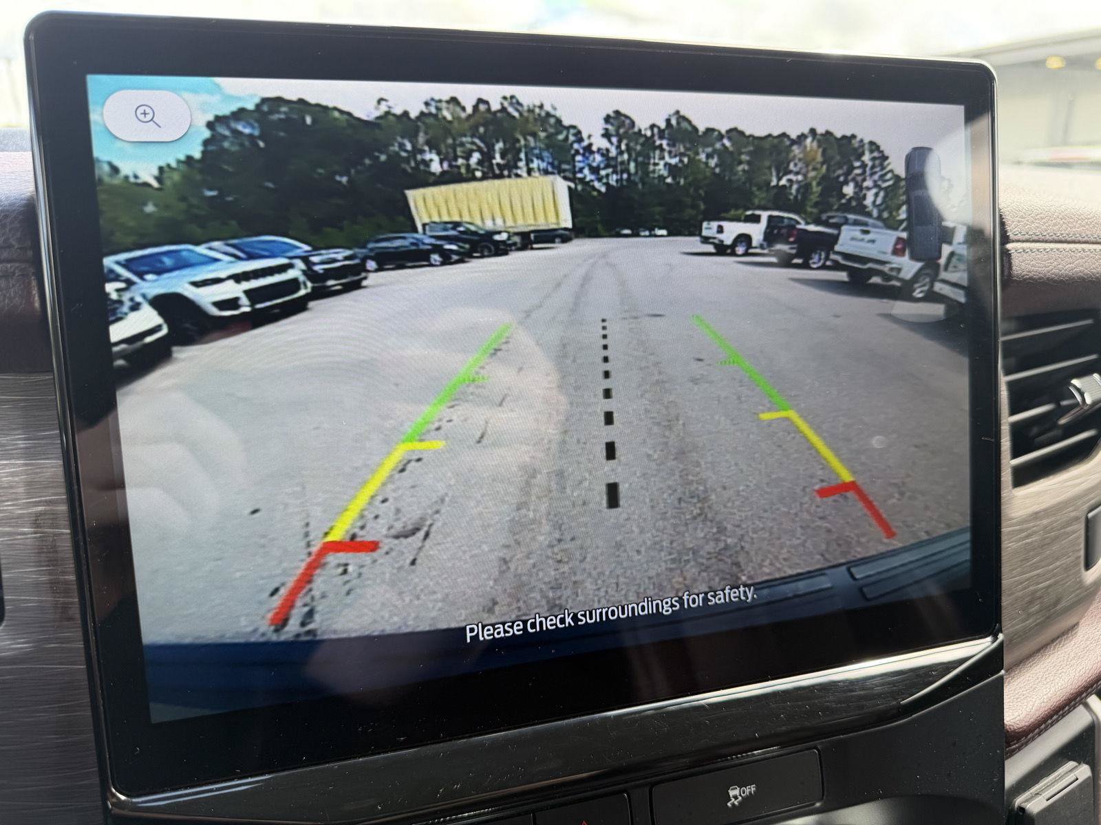 Used 2024 Ford Expedition Limited RWD image 12