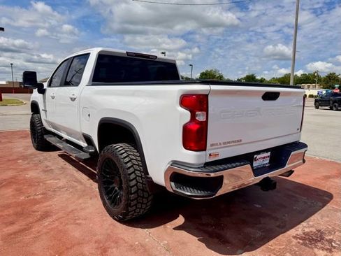 Used 2023 Chevrolet Silverado 2500 LT w/ Convenience Package AWD/4WD image 7